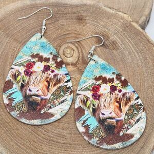NEW LEOPARD HIGHLAND COW FAUX LEATHER DANGLE TEARDROP PIERCED EARRINGS 2.25"